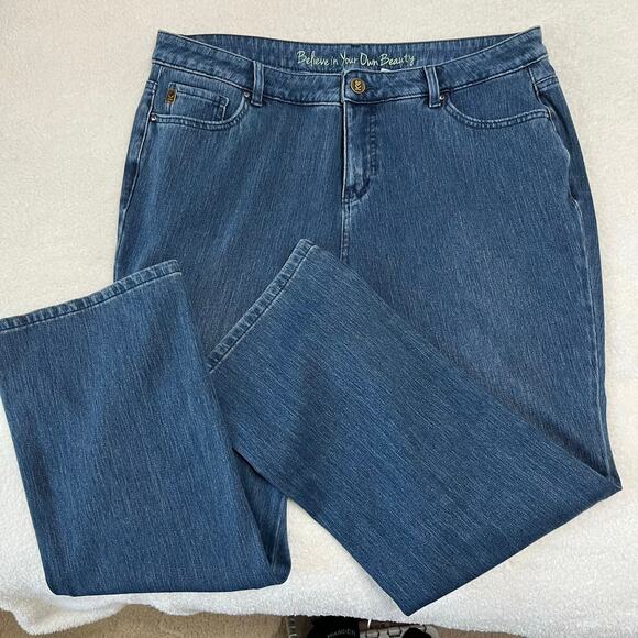 Kim Gravel Women’s Plus Size 18W Petite jeans Stretch Straight Med. Wash - Picture 1 of 10